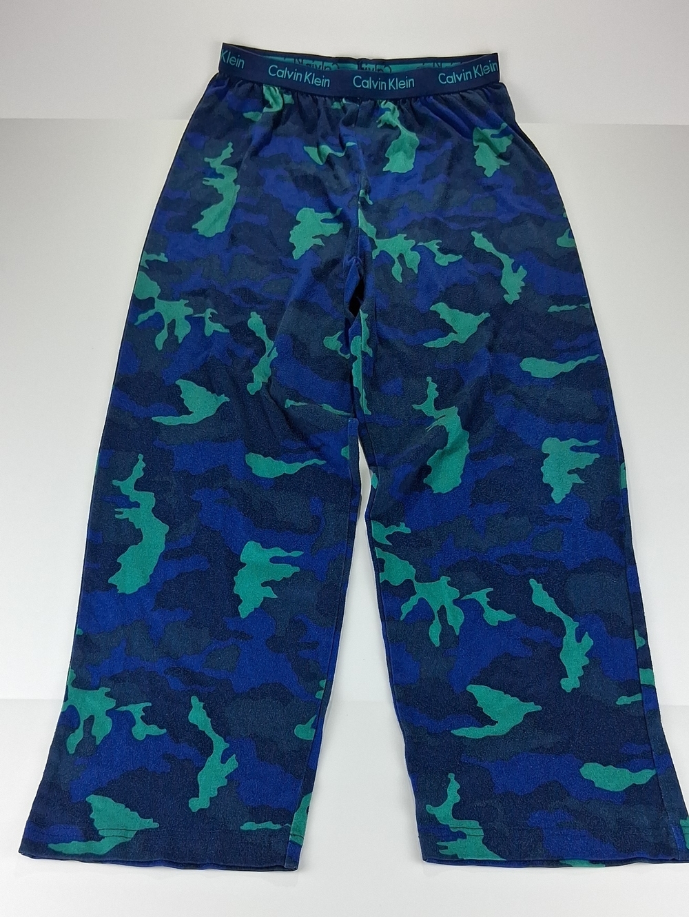 Boys Calvin Klein Pajama Pants Lounge Pants Size 10/12 Blue And Green Camo